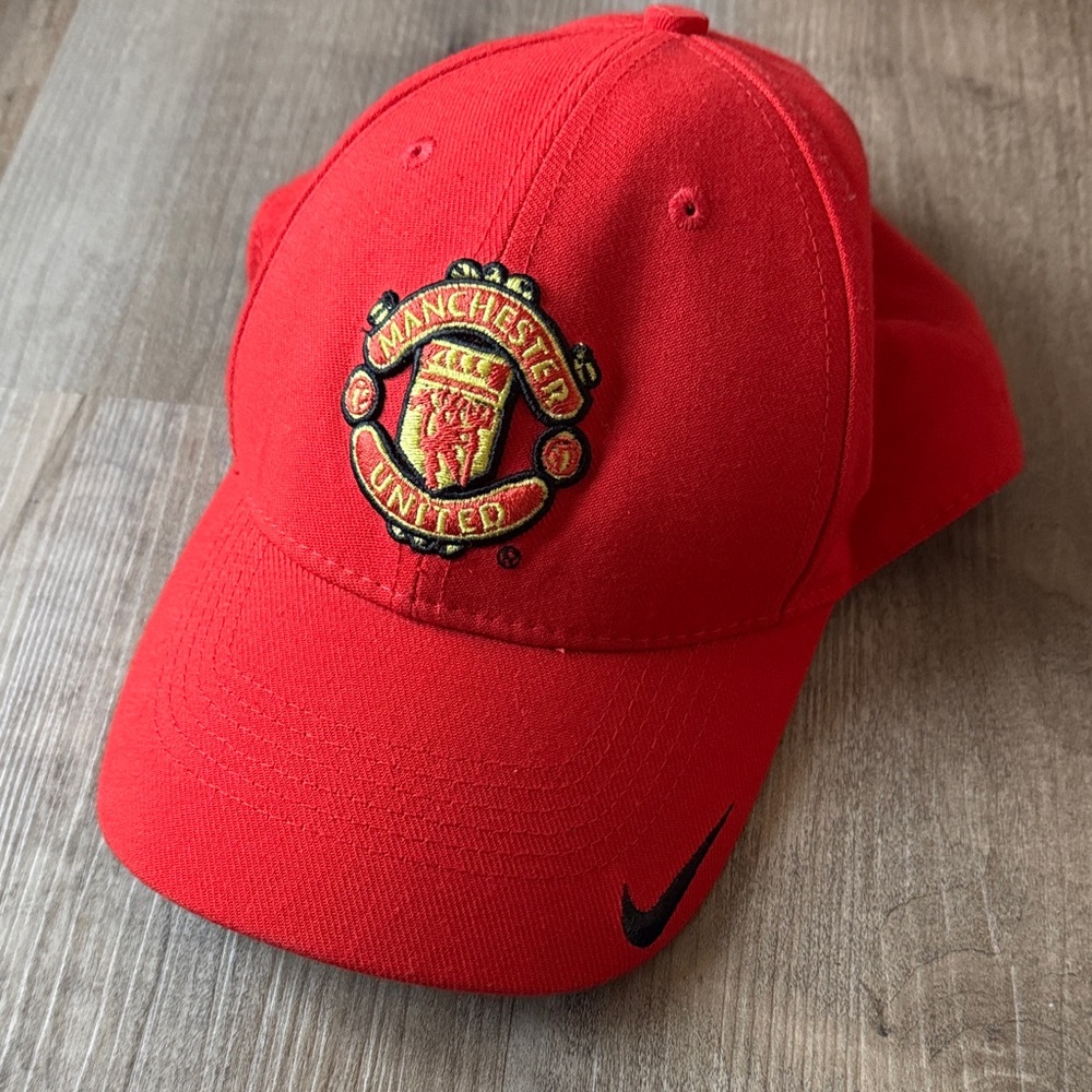 Nike Red Manchester United Drifit Hat